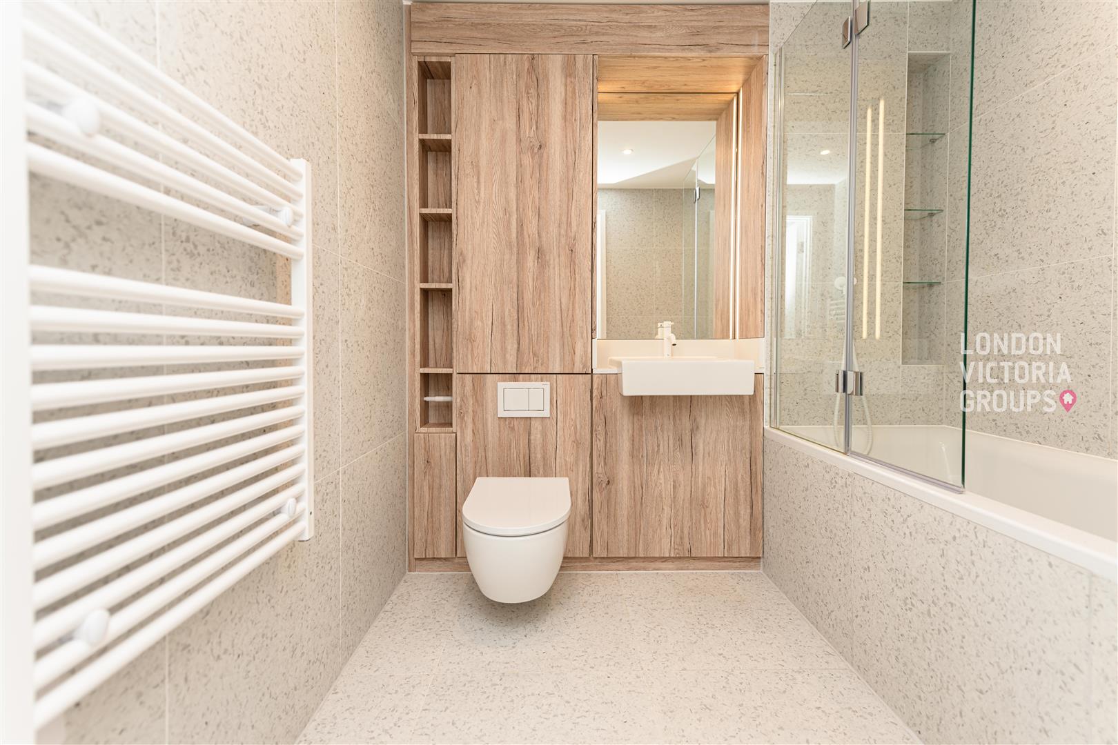 5 Tapestry Way, London